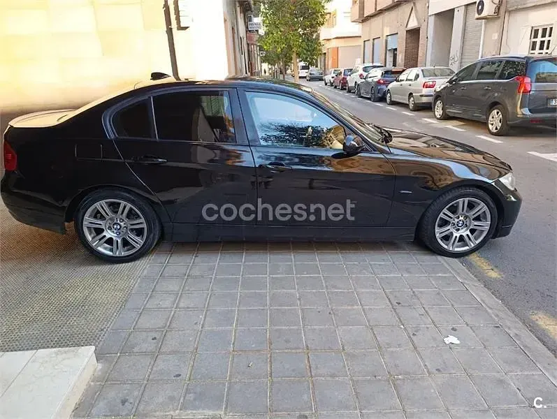 Usado BMW 320 163 CV (119 kW) 2007 Negro Berlina