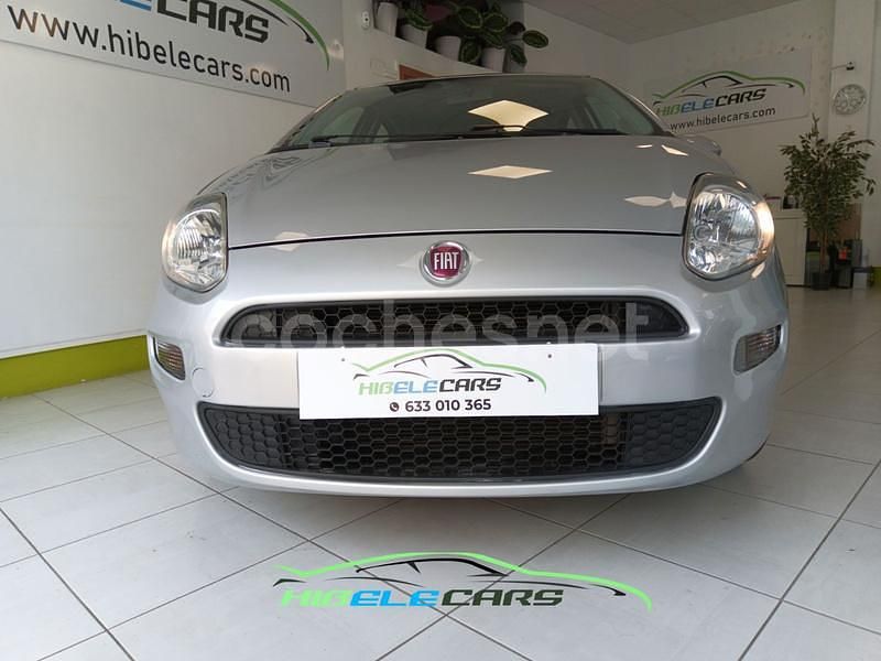 Usado Fiat Punto Mystyle 70 CV (51 kW) 2016 Gris claro Utilitario