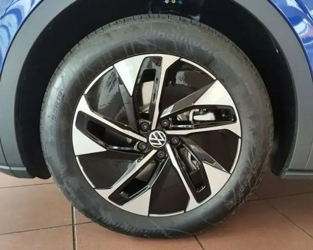Usado VW ID.4 Pro 210 kW (286 CV) 2025 Azul SUV
