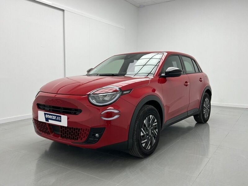Rojo Usado 2024 Fiat 600E La Prima SUV | 23.890 € (Precio justo) - Imagen 1/4