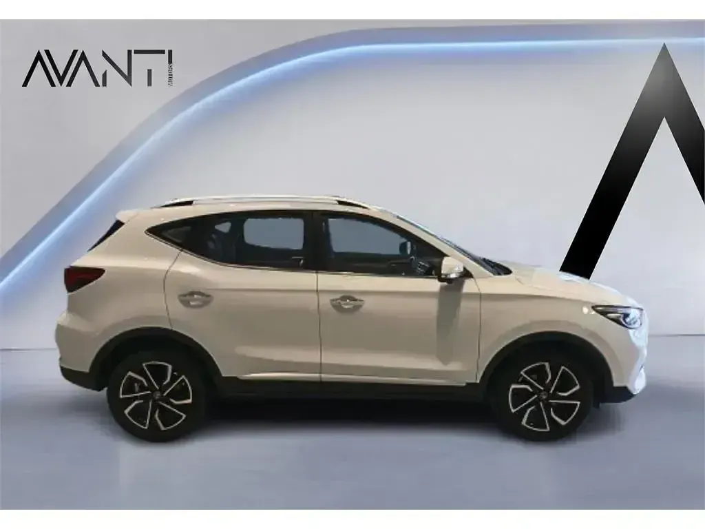 Usado MG ZS Luxury 111 CV (81 kW) 2025 Blanco SUV
