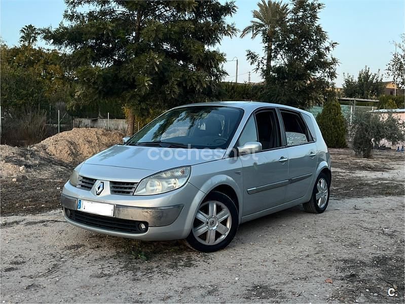 Gris / plata Usado 2004 Renault Scénic II Authentique Monovolumen | 3000 € (Precio justo) - Imagen 1/4