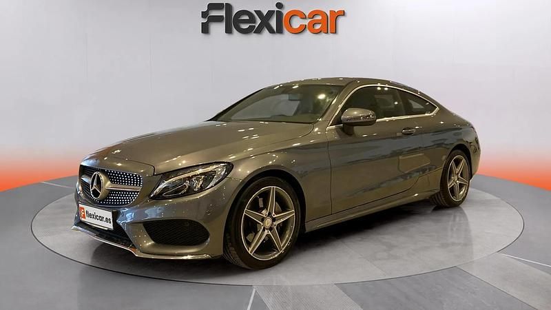 Usado Mercedes C220 171 CV (125 kW) 2016 Gris Coupe