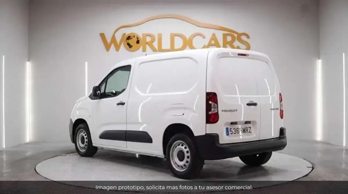 Usado Peugeot Partner 101 CV (74 kW) 2024 Blanco Monovolumen