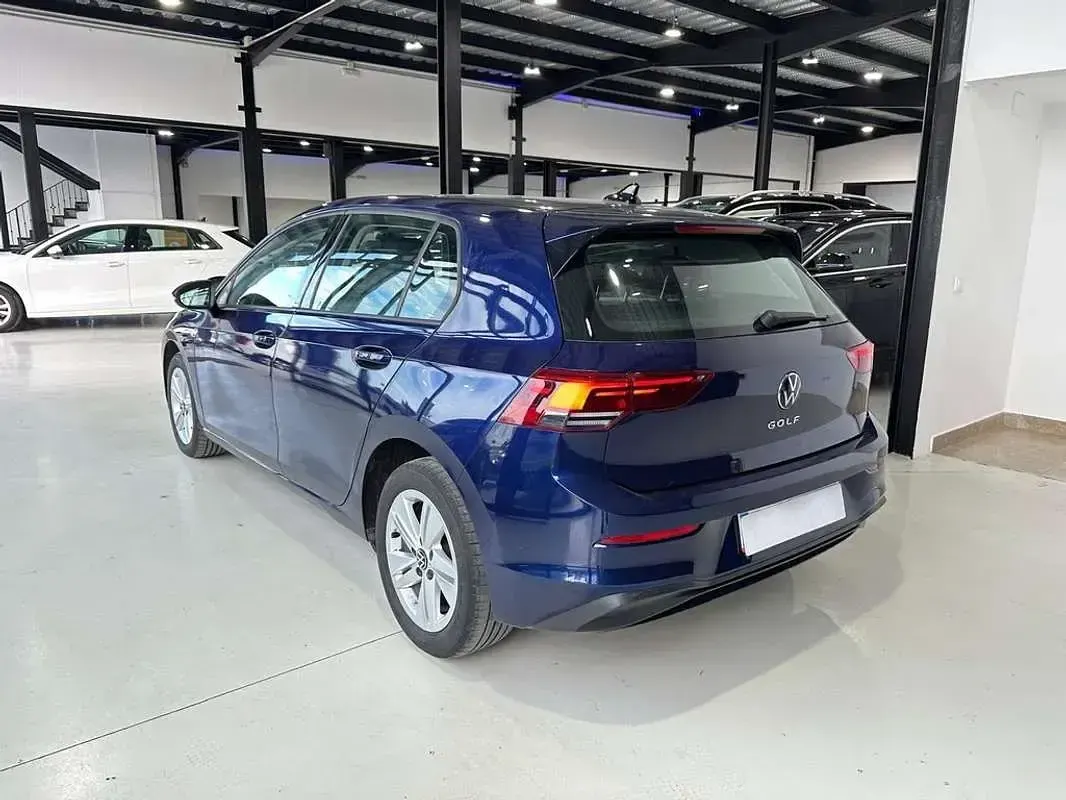 Usado VW Golf VIII 116 CV (85 kW) 2022 Azul Utilitario
