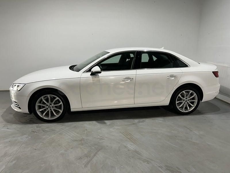 Usado Audi A4 Premium 150 CV (110 kW) 2018 Blanco Berlina