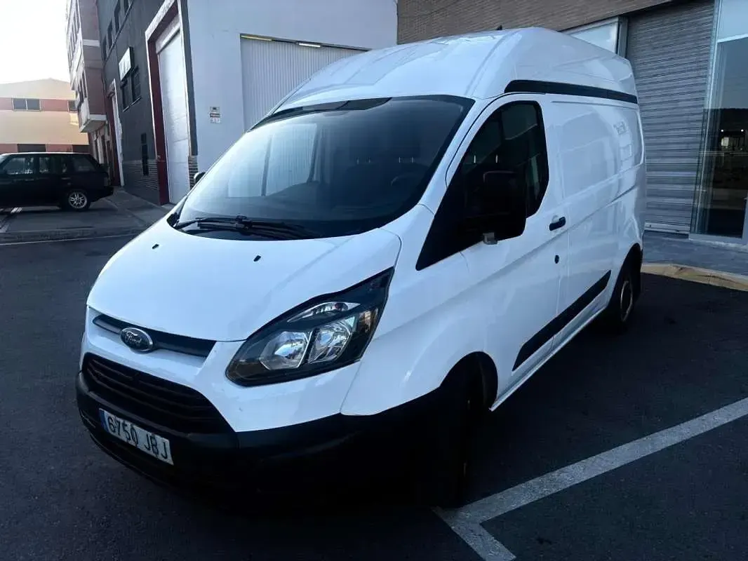Usado Ford Transit Custom Ambiente 101 CV (74 kW) 2015 Blanco Familiar