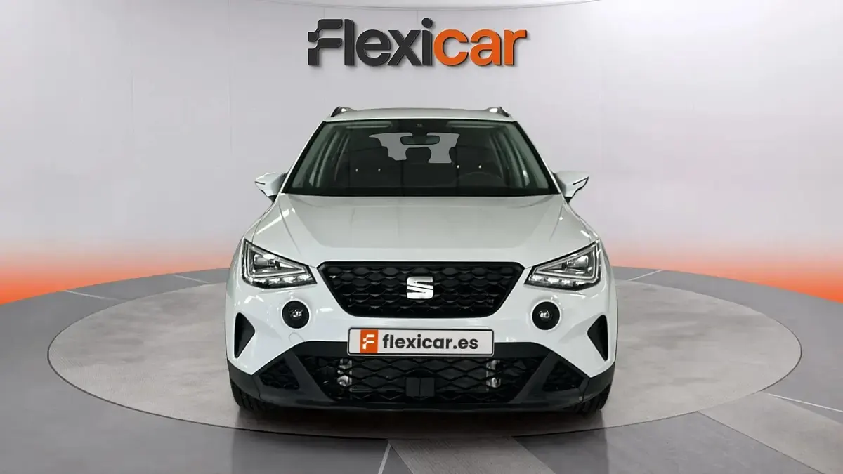 Usado Seat Arona Style 116 CV (85 kW) 2024 Blanco SUV