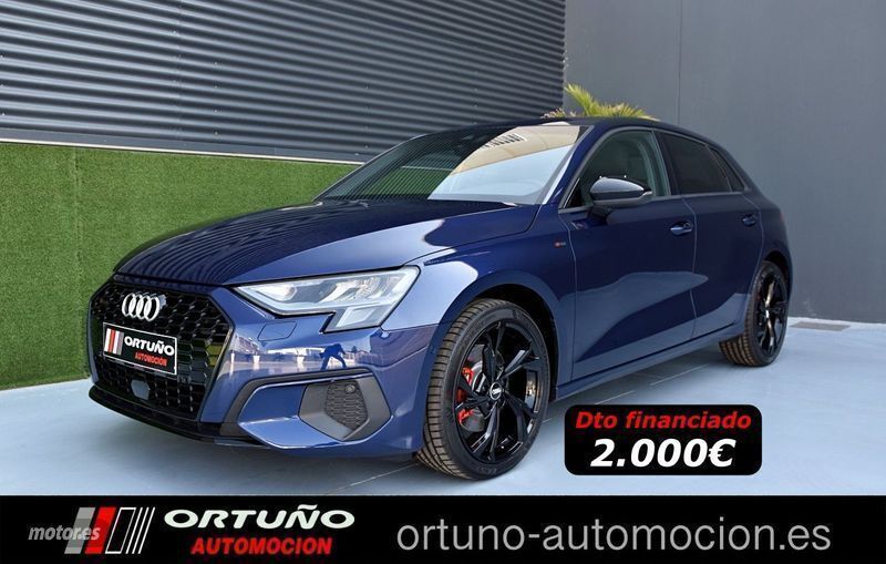 Azul Usado 2020 Audi A3 Sportback Ambiente Utilitario | 24.890 € - Imagen 1/4