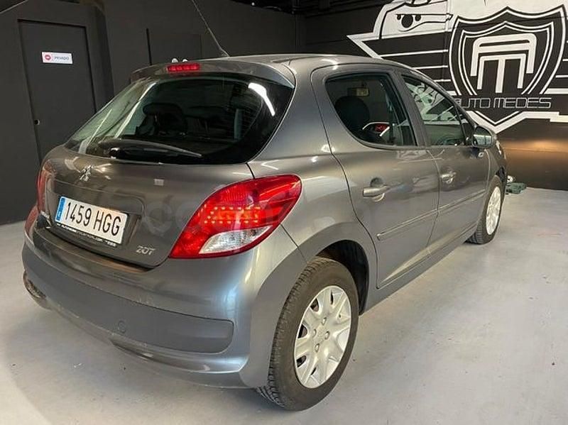 Usado Peugeot 207 Sport 109 CV (80 kW) 2011 Gris / plata Berlina