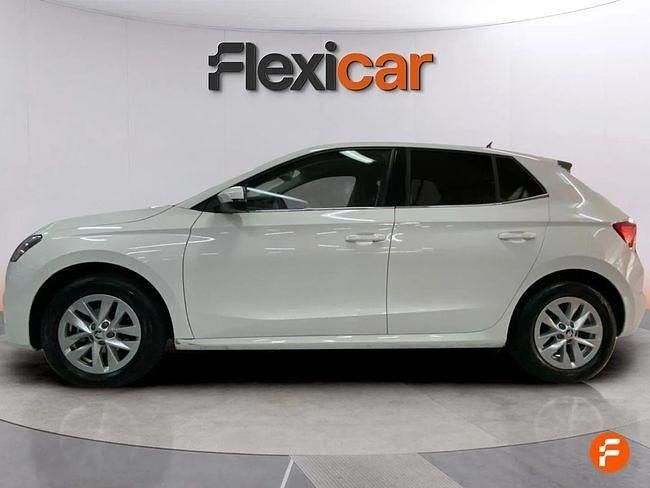 Usado Skoda Fabia Selection 95 CV (69 kW) 2024 Blanco Berlina