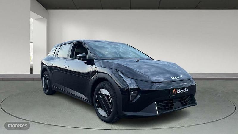 Usado Kia EV4 Launch Edition 150 kW (204 CV) 2025 Negro Utilitario