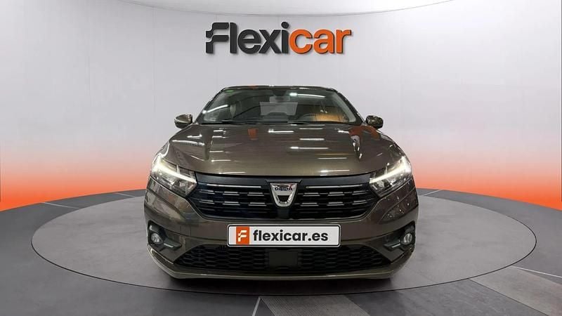Usado Dacia Logan Comfort 101 CV (74 kW) 2021 Beige Berlina