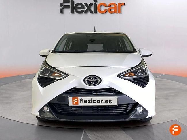 Usado Toyota Aygo X-play 72 CV (52 kW) 2021 Blanco Utilitario