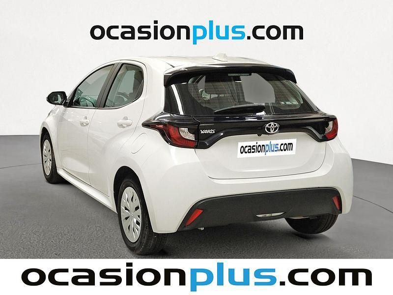 Usado Toyota Yaris Active 69 CV (50 kW) 2023 Blanco Utilitario