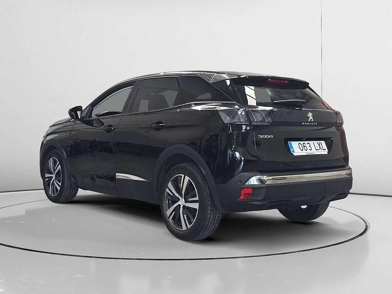 Usado Peugeot 3008 Allure 132 CV (97 kW) 2022 Blanco SUV