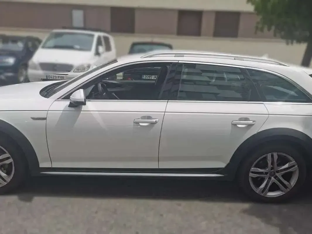 Usado Audi A4 Allroad Premium 218 CV (160 kW) 2017 Blanco Familiar