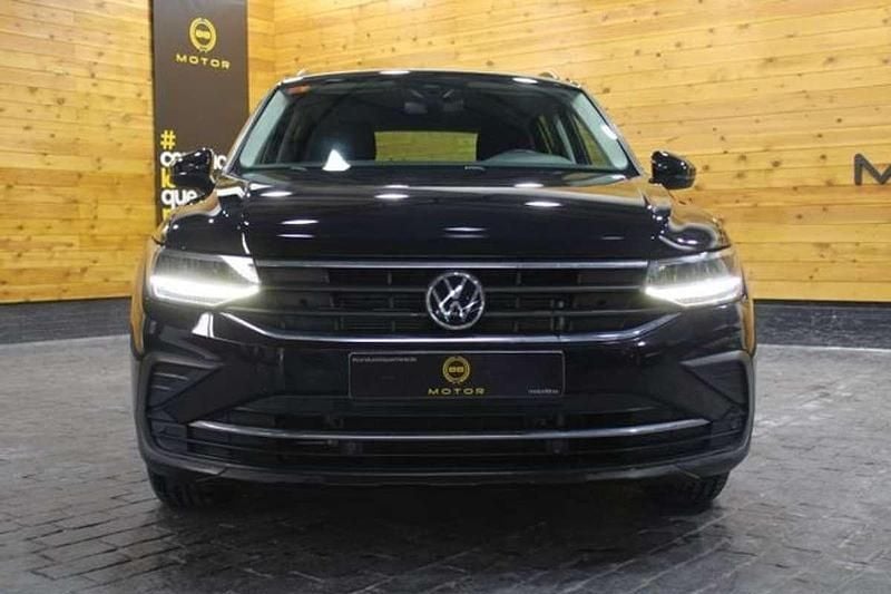 Używany VW Tiguan Sportline 150 KM (110 kW) 2021 Czarny SUV