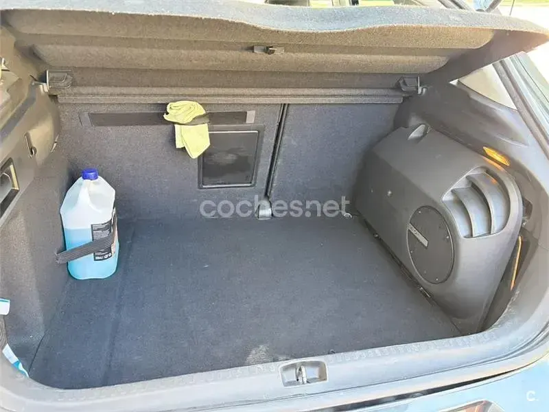 Używany Citroën C4 Exclusive 150 KM (110 kW) 2013 Szary Sedan/Limuzyna