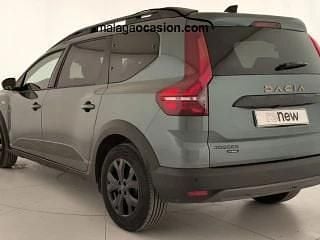 Usado Dacia Jogger Extreme 140 CV (102 kW) 2025 Verde oscuro Monovolumen
