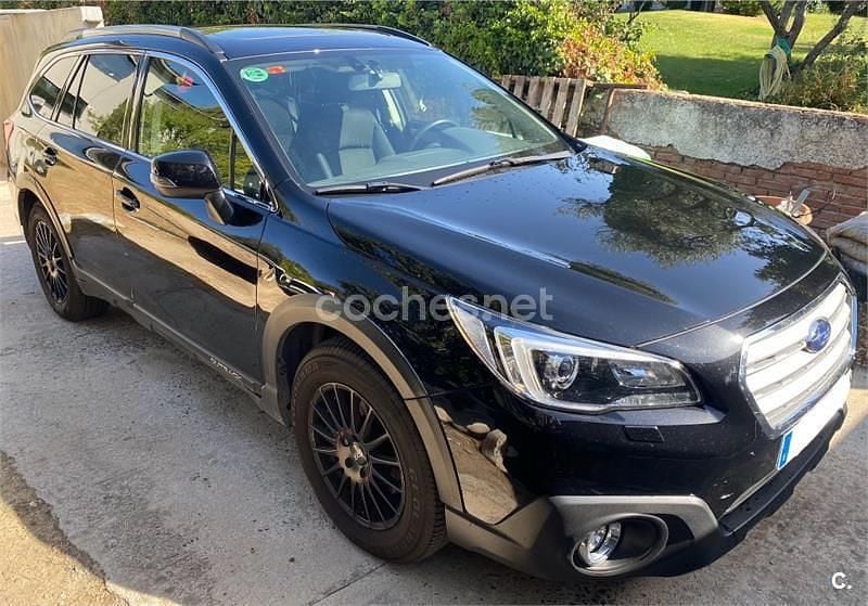 Negro Usado 2016 Subaru Outback Familiar | 12.800 € (Precio justo) - Imagen 1/4