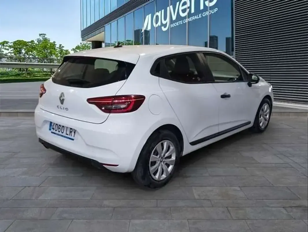 Usado Renault Clio V Business 86 CV (63 kW) 2021 Blanco Berlina