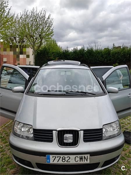 Gris / plata Usado 2004 Seat Alhambra Sport Monovolumen | 6500 € (Precio justo) - Imagen 1/4