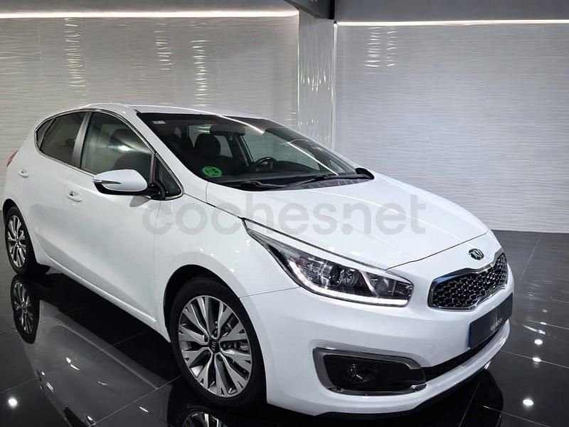 Usado Kia Ceed GT 90 CV (66 kW) 2018 Blanco Berlina