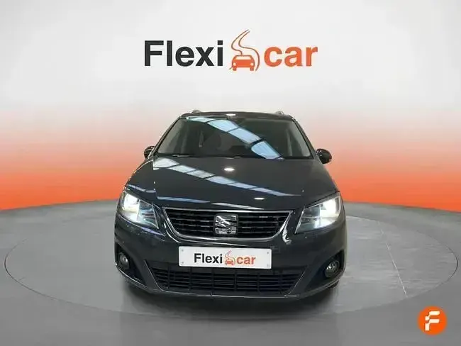 Usado Seat Alhambra 4Drive 177 CV (130 kW) 2019 Gris Monovolumen