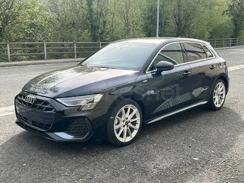 Nuevo Audi A3 S-Line 150 CV (110 kW) 2026 Negro Berlina