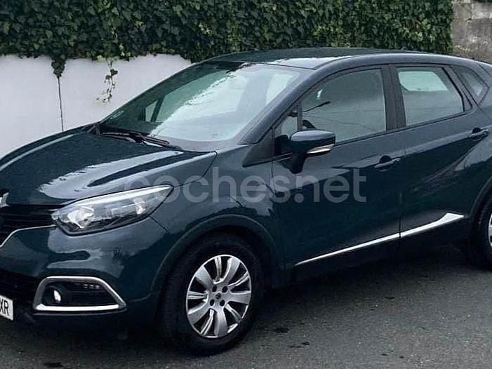 Usado Renault Captur Life 90 HP (66 kW) 2014 Azul SUV