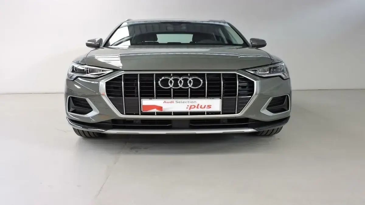 Usado Audi Q3 Advanced Plus 150 CV (110 kW) 2023 Gris SUV