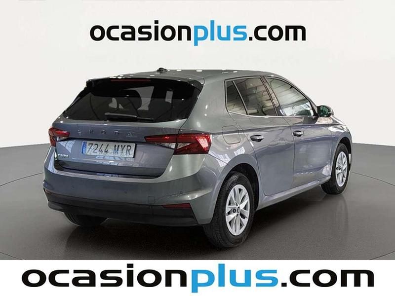 Usado Skoda Fabia Selection 116 CV (85 kW) 2025 Gris Utilitario