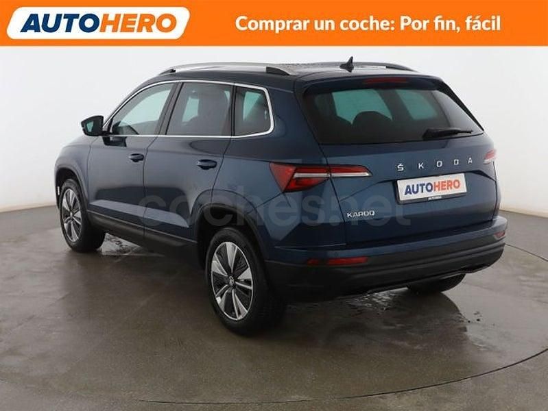 Usado Skoda Karoq Ambition 150 CV (110 kW) 2022 Azul SUV