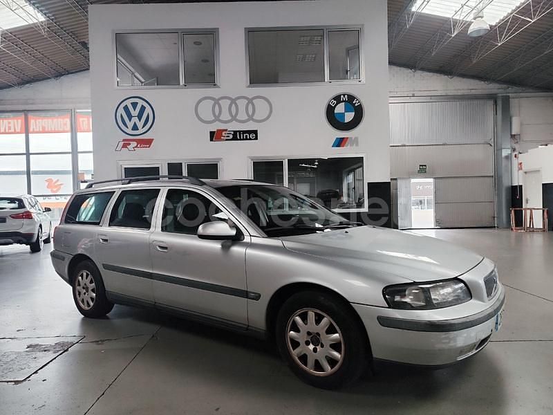 Gris / plata Usado 2002 Volvo V70 Familiar | 2500 € - Imagen 1/4