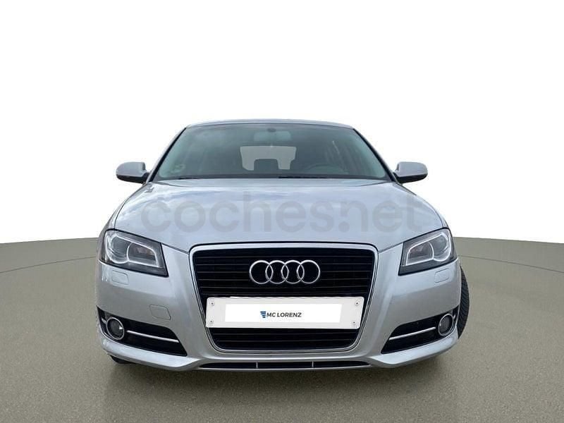 Usado Audi A3 Attraction 105 CV (77 kW) 2011 Gris / plata Utilitario