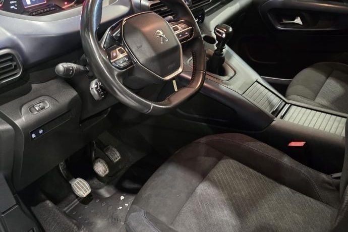 Usado Peugeot Rifter Allure 130 CV (95 kW) 2021 Monovolumen