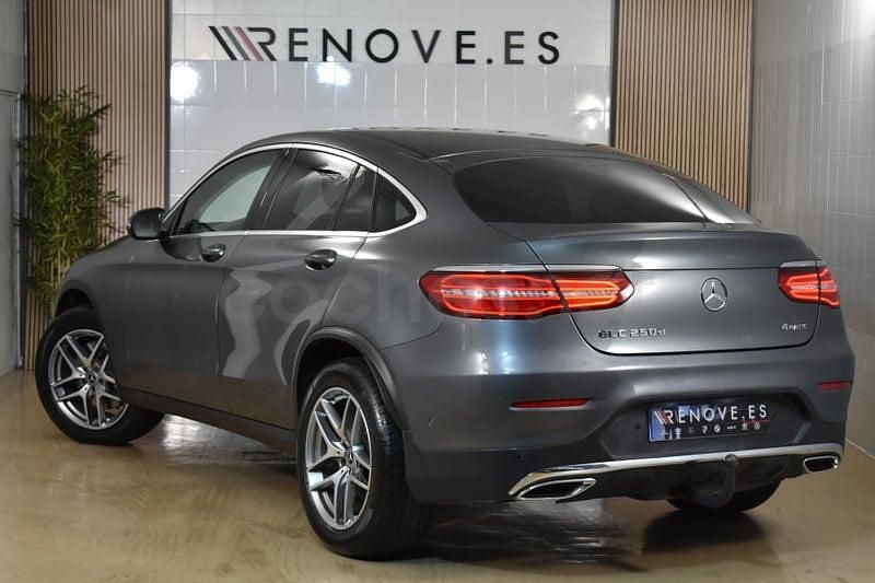 Usado Mercedes GLC250 204 CV (150 kW) 2018 Gris / plata Coupe