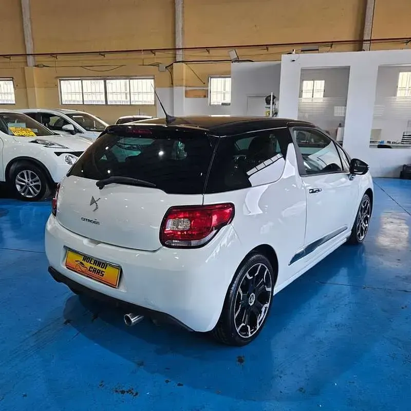 Usado Citroën DS3 Style 91 CV (66 kW) 2012 Blanco Utilitario