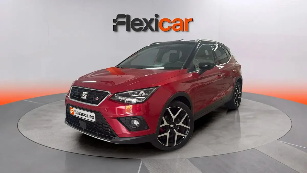 Usado Seat Arona Ecomotive 110 CV (80 kW) 2020 Rojo SUV