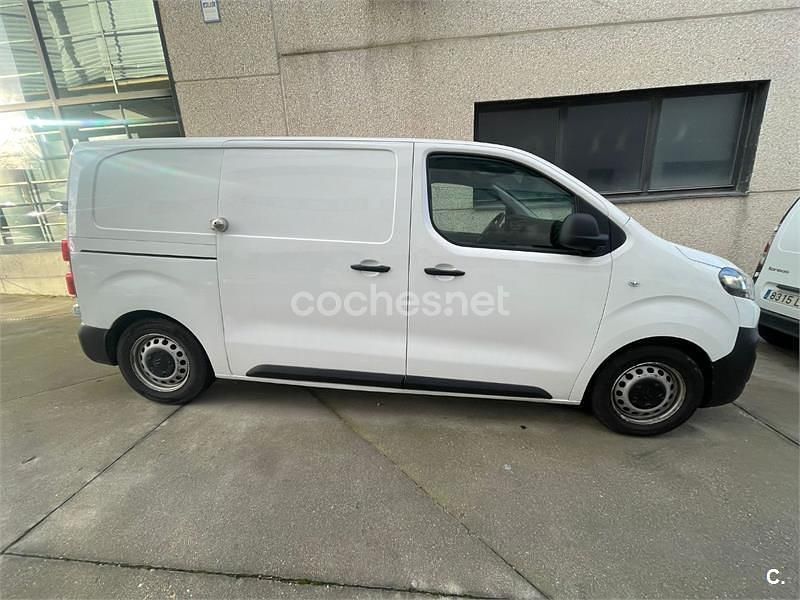 Usado Citroën Jumpy 71 CV (52 kW) 2004 Blanco Monovolumen
