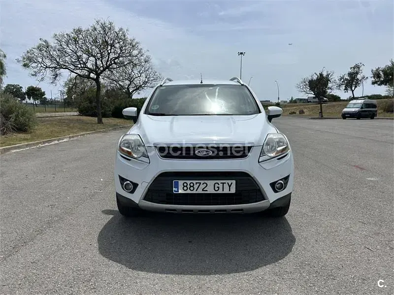 Usado Ford Kuga Titanium 136 CV (100 kW) 2010 Blanco SUV