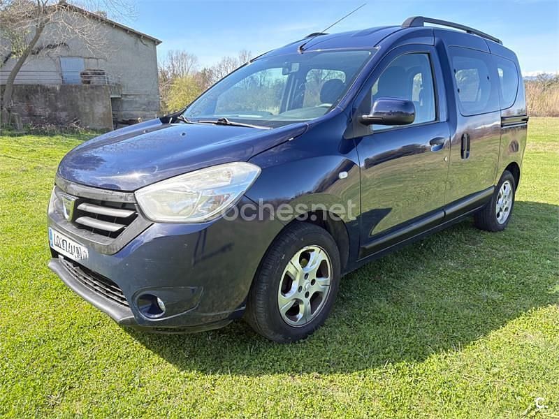 Usado Dacia Dokker 90 HP (66 kW) 2015 Azul Monovolume