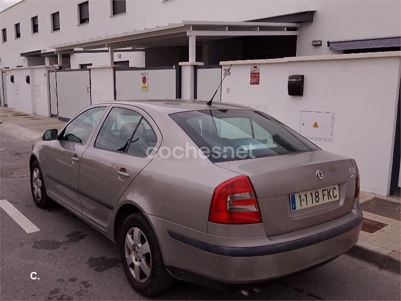 Usado Skoda Octavia 105 CV (77 kW) 2007 Beige Berlina