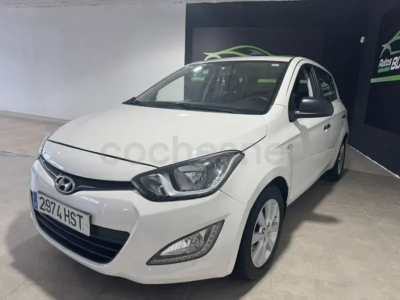 Usado Hyundai i20 GO! 90 CV (66 kW) 2013 Blanco Utilitario