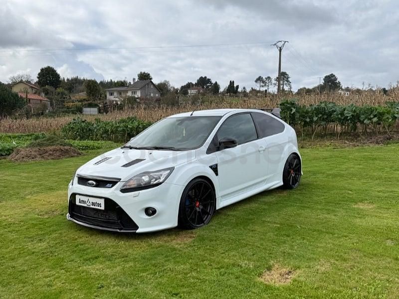 Usado Ford Focus RS 305 CV (224 kW) 2010 Blanco Berlina