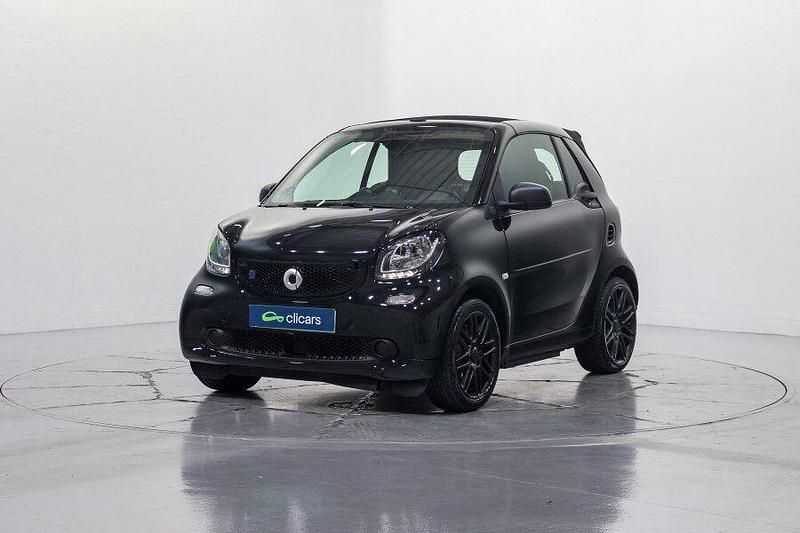 Usado Smart ForTwo Electric Drive Passion 60 kW (82 CV) 2019 Negro Descapotable