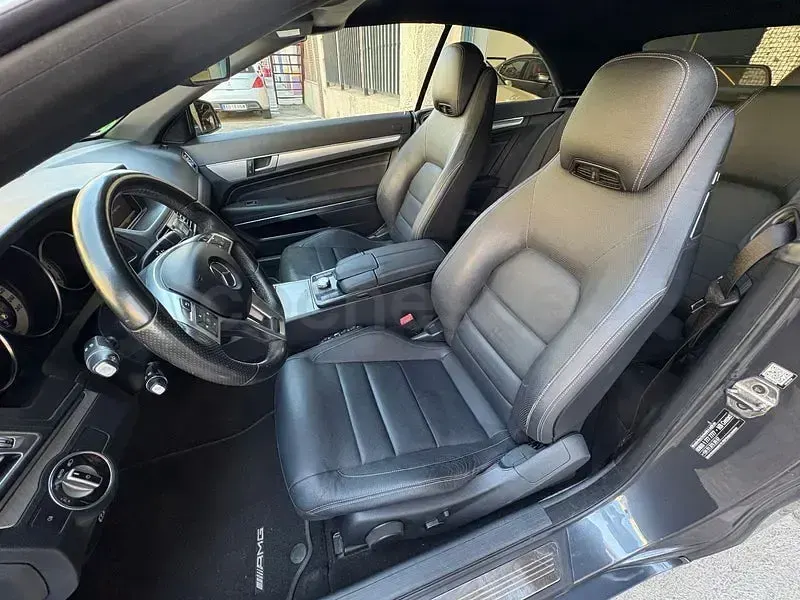 Usado Mercedes E220 170 CV (125 kW) 2015 Gris / plata Descapotable