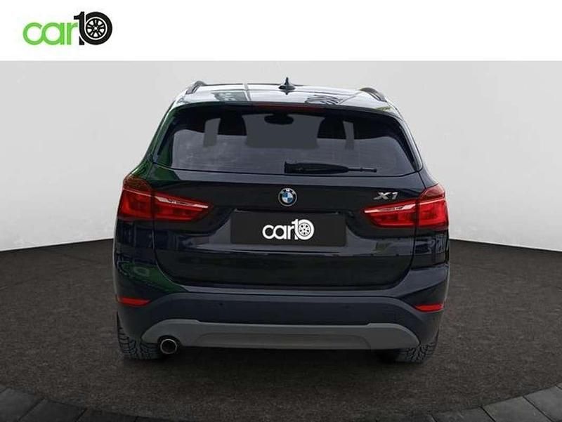 Usado BMW X1 Comfort Edition 151 CV (111 kW) 2016 Negro SUV