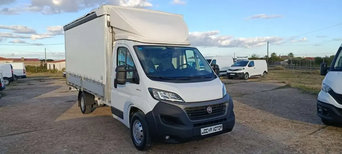 Usado Fiat Ducato 140 CV (102 kW) 2021 Blanco Van